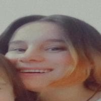Hazal B********