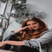 Tuğçe A*****