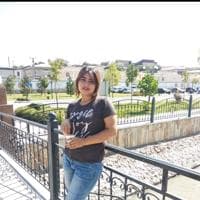 Nadira R***********
