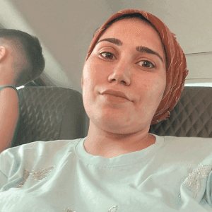 Fatma Ö*****